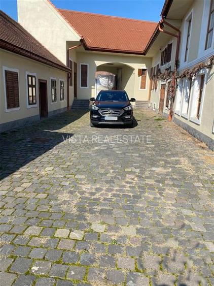 Pensiune de vanzare in Cristian,  Sp+P+E, 582mp utili, teren 1012, Brasov - 16