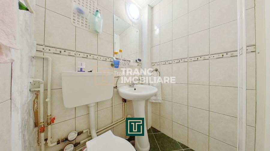 Garsonieră decomandata la 500 m de AFi si Atrium la etajul 3 - 3