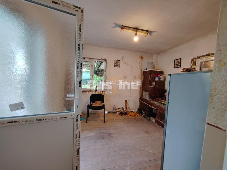 Casă cu teren generos în Dărmănești, DB– oportunitate pentru locuit/investitie - 12