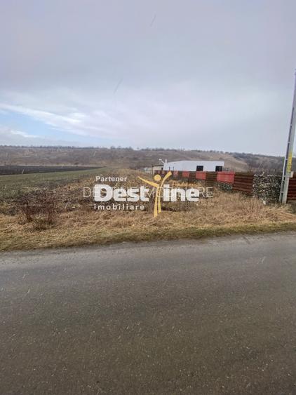 Teren de vanzare Girov 24.500 Euro 3200MP - 2