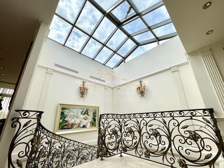 Impressive Villa *1500 SQM usable* 2613 SQM land / Open to the lake - 45