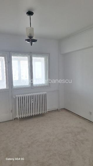 Vând apartament patru camere decomandate. - 7