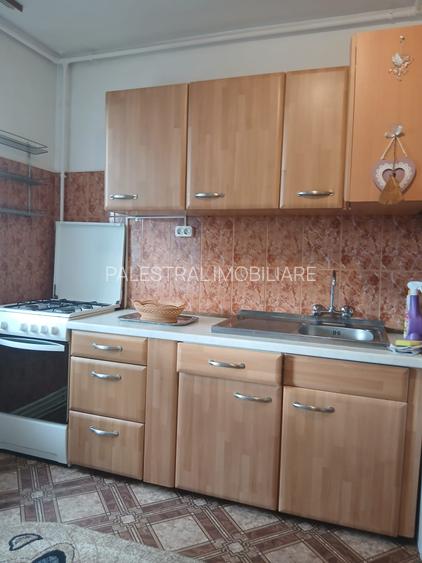 Garsoniera Tractorul mobilata-utilata 300 Euro - 3