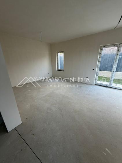 Case cuplate moderne in cartier privat – confort si intimitate garantate - 8