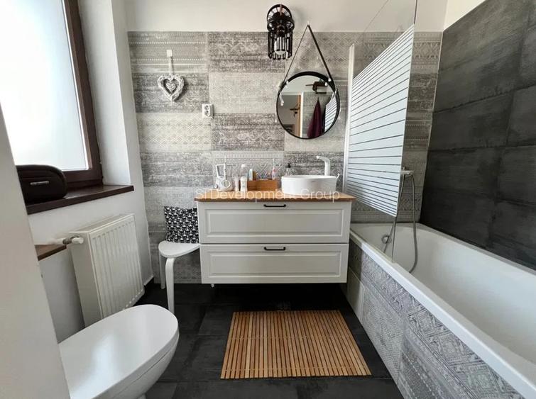 Vilă Duplex Elegantă cu Grădină Privată – Otopeni, Acces Rapid DN1 - 5