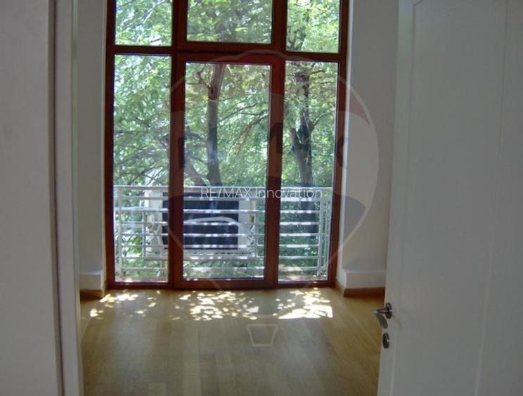 Apartament 6 camere decomandat - 7