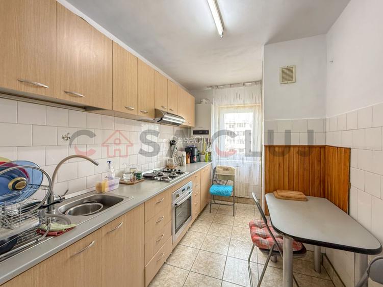 4 camere decomandate, etaj intermediar, Piata Ion Mester - 5