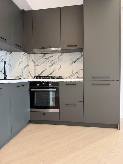 Spatiu de birou 50 Mp + Balcon / Et. 1 / Cortina North / Parcare Opțional - 22