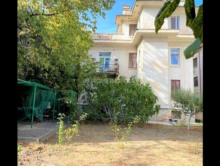 Vila Arcul de Triumf, individuala, teren 720 mp, 550 mp utili - 2