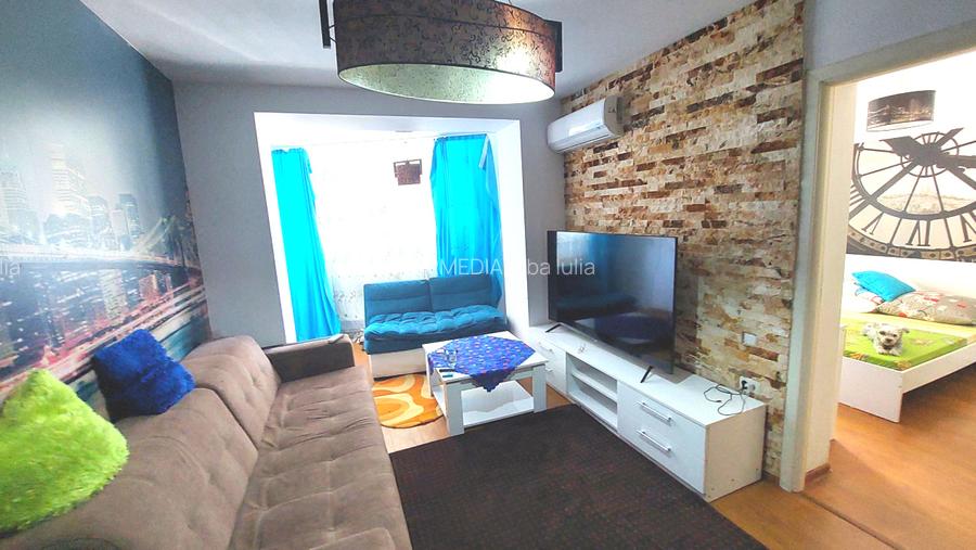 Apartament 3 camere Decomandat, BLOC Nou, Alba Iulia, Cetate - 2
