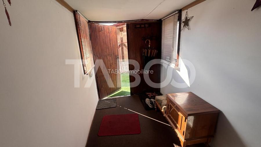 Casa individuala de vanzare Sura Mare zona deosebita - 4