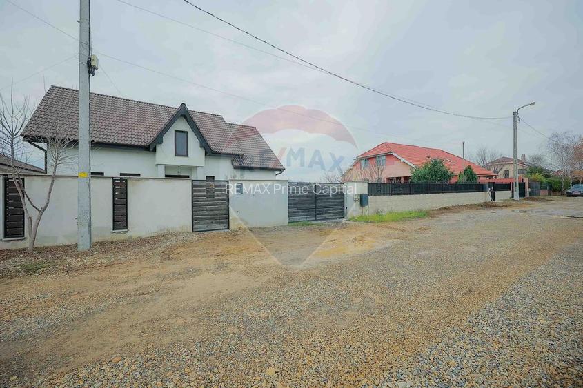 Casă 4 Camere cu Garaj, Construită de Proprietar, Cartier Episcopia - 45