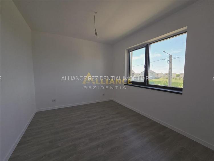 Vila individuala- 4 camere- pod-cartierul nou - 5