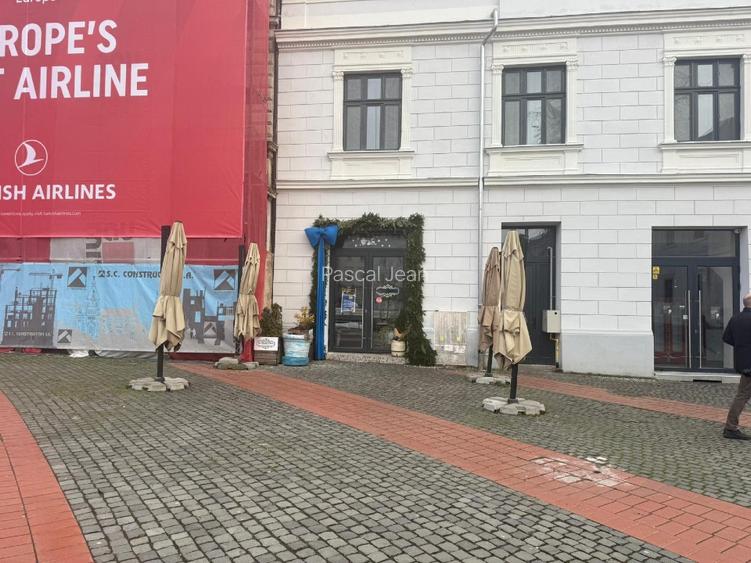 Spatiu comercial de inchiriat in Piata Libertatii - fostul Foccaceria - 3