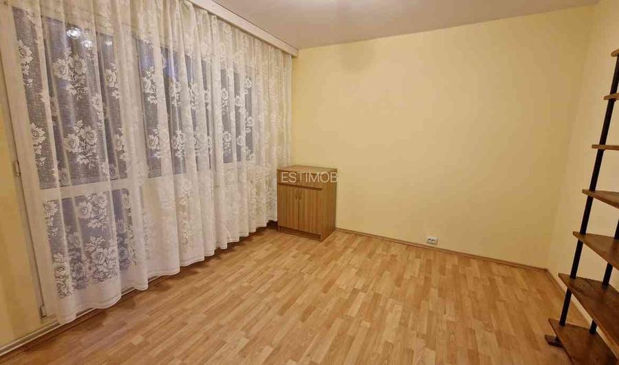 Chirie apartament 3 camere cu 2 balcoane zona Astra str.Neptun - 23