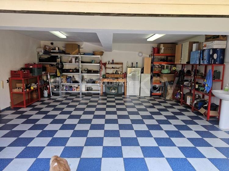 Vila individuala cu 8 camere | piscina | 2 garaje | 888mp teren - 30