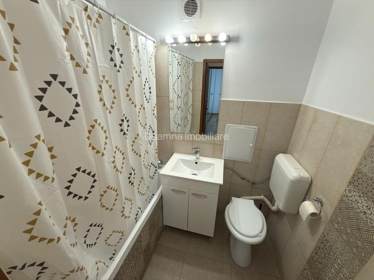 Inchiriere 3 camere langa metrou, etaj 1, Ozana, Sergent Dumitru Pene, nr. 2 - 8