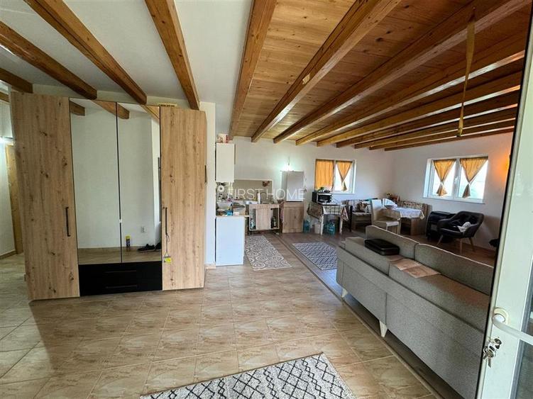 Casa demisol + parter de vanzare in Sat Vadu Rosca - Vulturu - 6