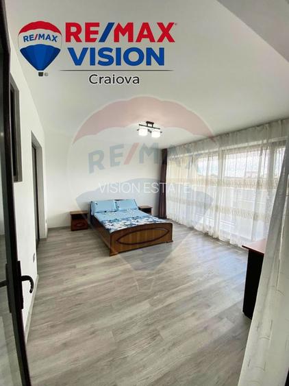 Apartament cu 3 camere de închiriat în zona George Enescu - 3