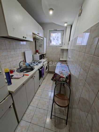 Apartament cu 2 camere, zona Tatarasi - 5
