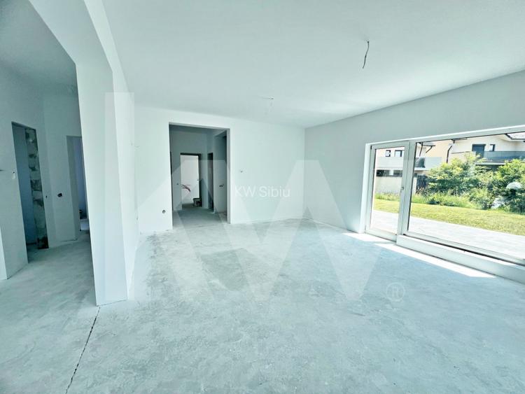 Casă de Vânzare în Cristian, Sibiu - 4 Camere, 2 Terase, Teren 486 - 23