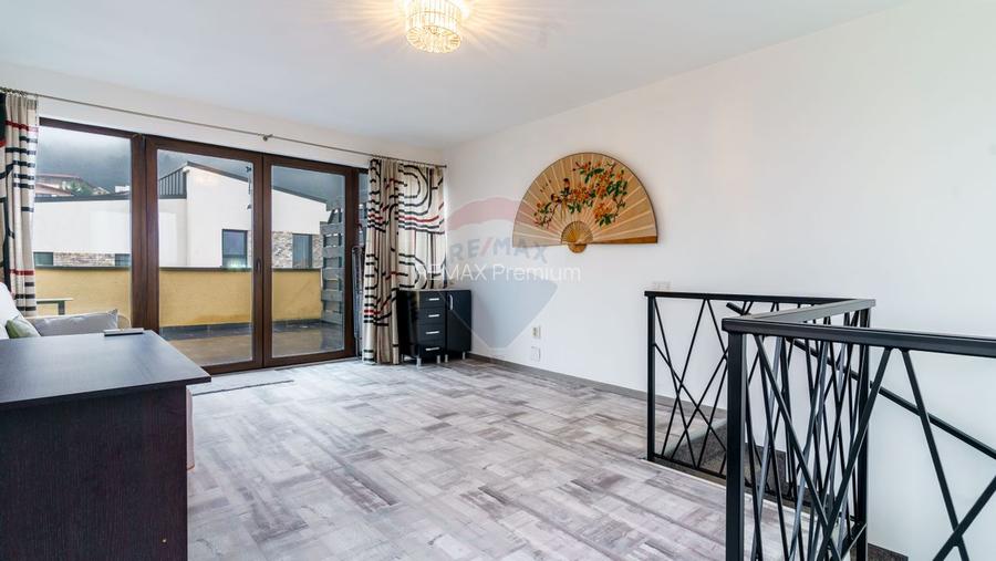 Duplex ultrafinisat 4 camere - la cheie, zona VIVO - 6