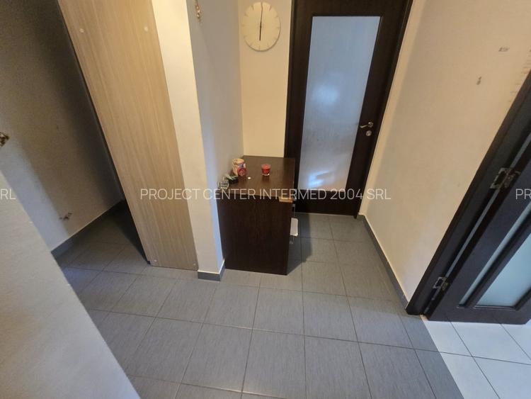 Apartament 3 camere Exercitiu - confort 1 decomandat, etaj 2 - 8