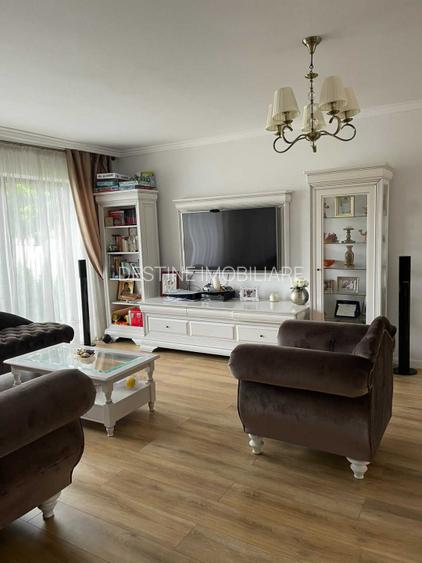 Casa spatioasa, panouri solare, Damila - 5