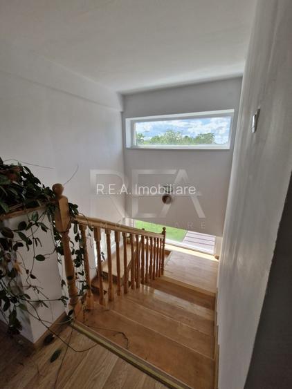 Vila 7 camere Salajan, centrala, an 2020, 281 mp - 5