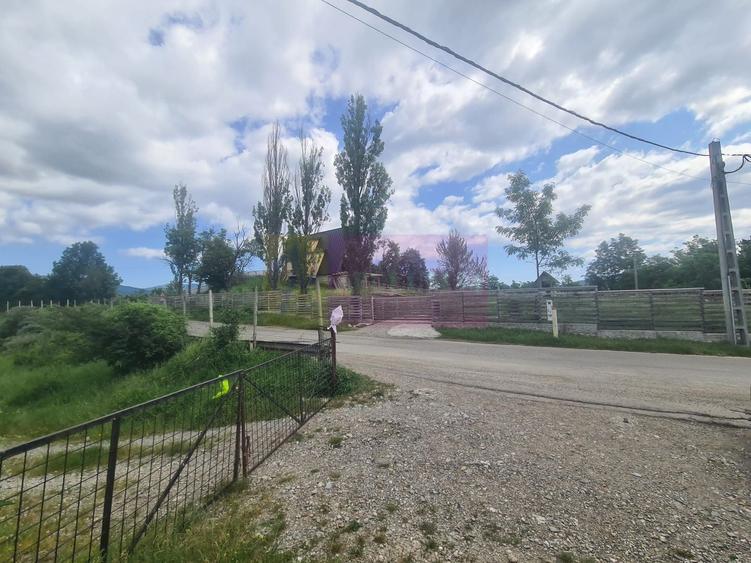 Teren intravilan de vanzare in Breaza (dezvoltare imobiliara)