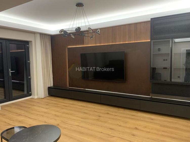 VILĂ DE LUX –  Strada Gheorghe  Ioneescu Sisești/ Băneasa – 1.200.000€ - 3