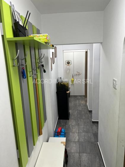Apartament 3 camere decomandat- zona Tomis 3 - 9