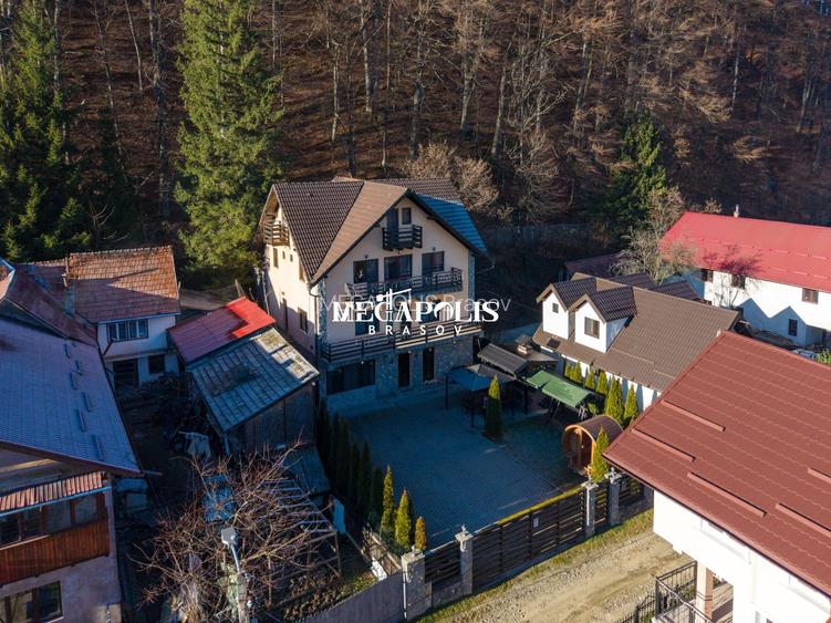 Pensiune/Vilă de vânzare în Bran | 8 camere | 180 mp - 3