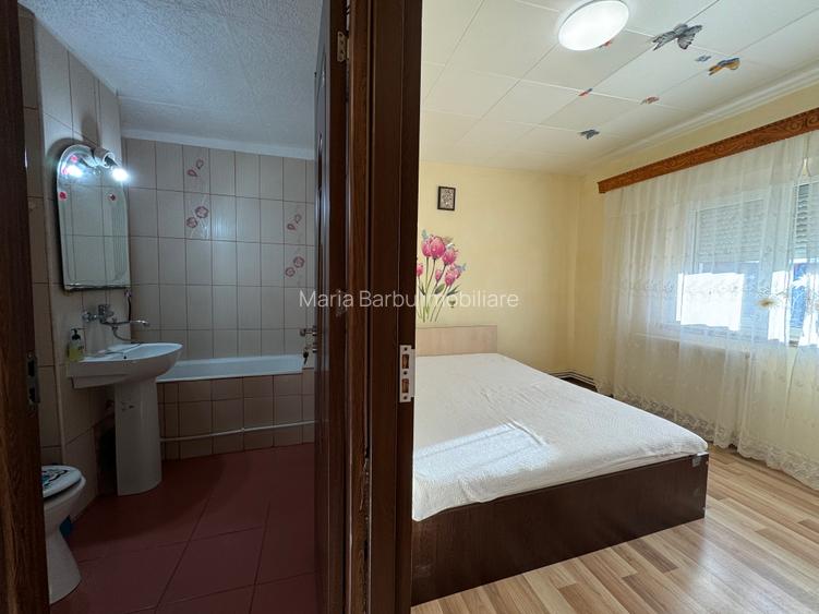 2 cam, 58 mp, etaj 3, zona Zahana - str. Toamnei - 17