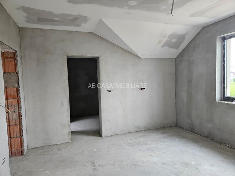 Duplex nou, P+M, 1 apartament la cheie, 1 la alb, Moșnița Nouă, comision 0% - 17