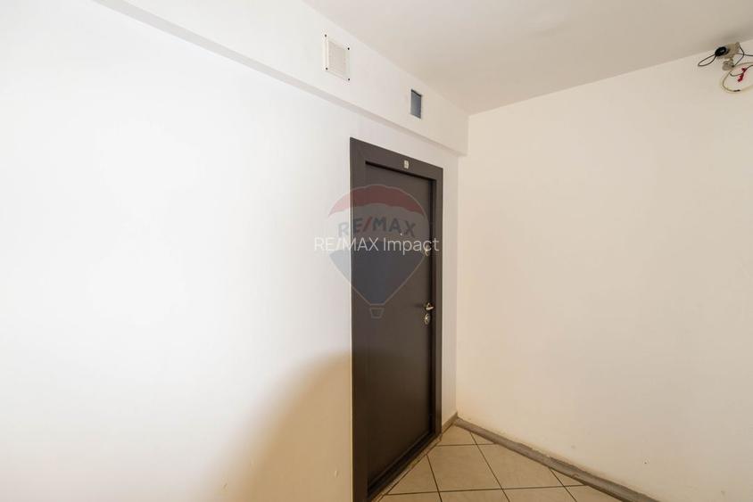 Garsoniera renovata de vanzare strada Mizil zona Trapezului Salajan - 10