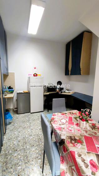Apartament de vânzare, 2 camere, 70 mp, Central zona B-dul Eroilor - 8