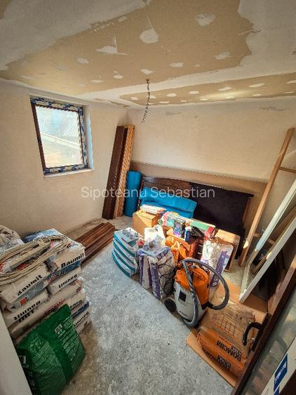 Proprietar, vând casă nouă (186mp) + casă veche și 1600mp teren - 13