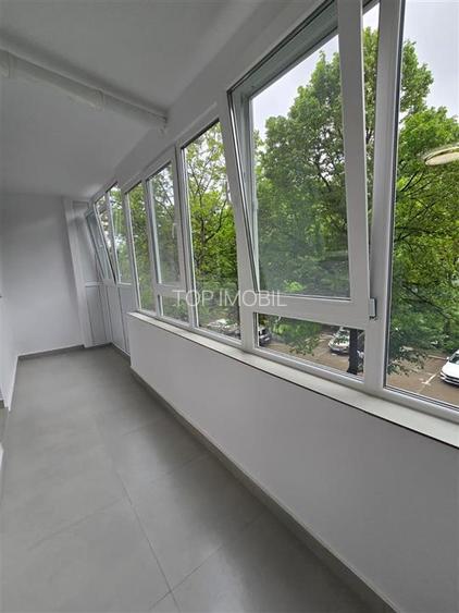 Etaj 2 - Tatarasi Str. Stejar, 2 camere model cu geam la baie, liber - 8