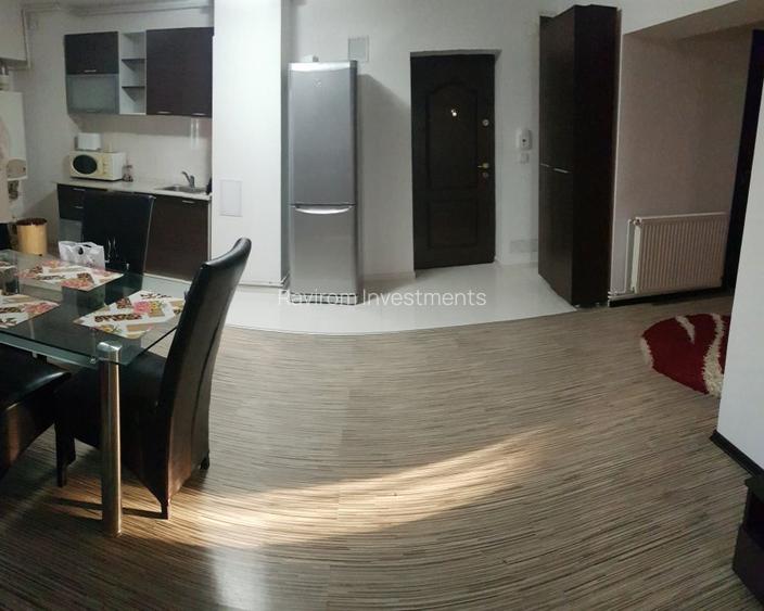 Apartament de inchiriat, trei decomandate, mobilat utilat, etaj unu, zona Mall - 14