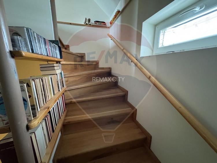 Casă / Vilă cu 6 camere de vânzare în zona Darmanesti - 23