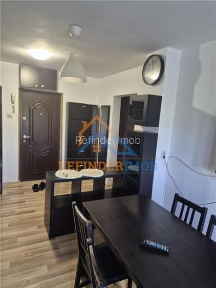 Apartament de vanzare cu 3 camere, 2 grupuri sanitare, zona Drumul Taberei - 5