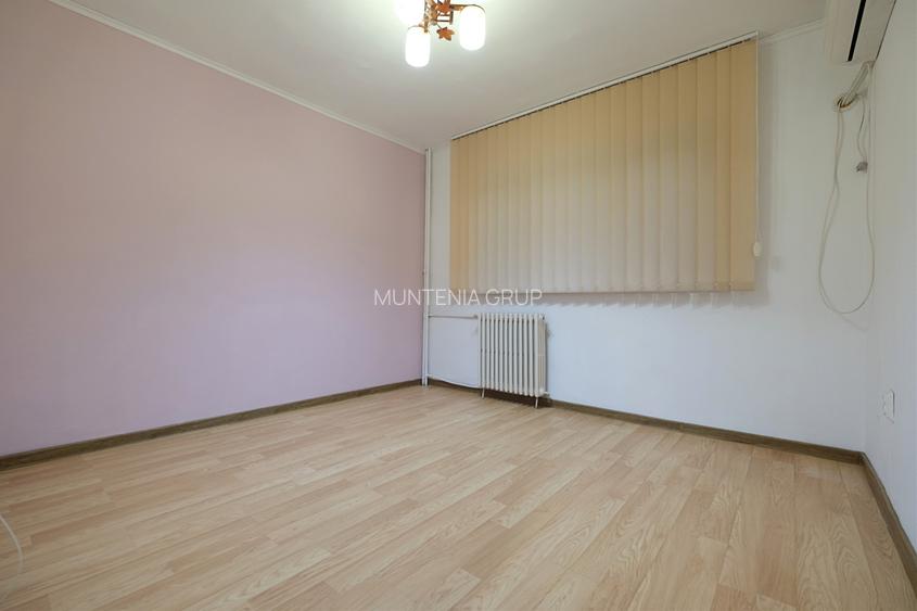 BANEASA - Bld. Aerogarii (stradal) apartament 3 camere decomandate, PARTER - 8