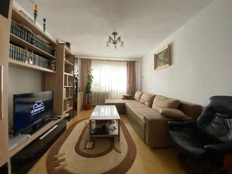 Apartament 6 camere, zonă centrală (Mall-Școala 11) - 16