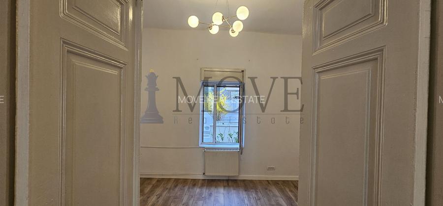 Caderea Bastiliei - Biroul tau cu personalitate - 18