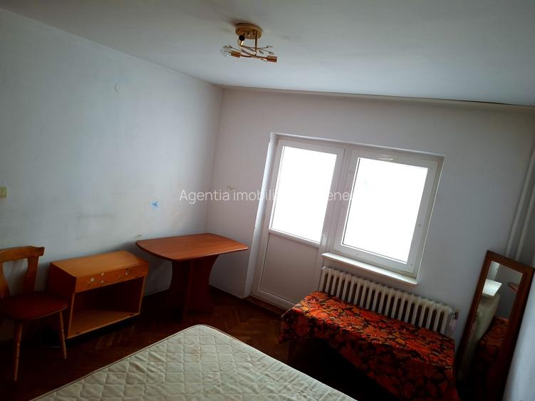 3 camere Gavana 3 , Decomandat / centrală , Amplasament DEOSEBIT! - 10