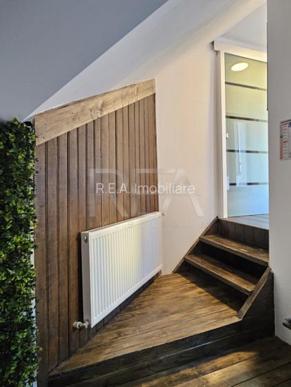 Casa de birouri de inchiriat 11 camere - 18