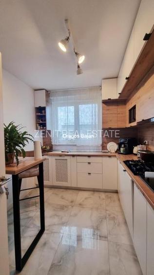 3 camere // decomandat // Renovat - 9