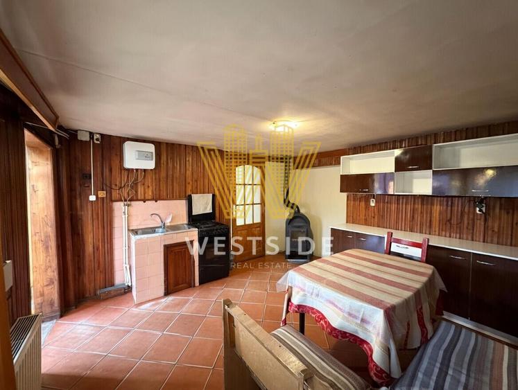 Casa individuala de vanzare, in Mosnita Veche