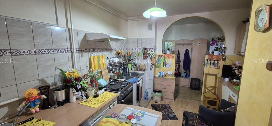 De vanzare apartament 2 camere , langa Cart. Maurer - 6